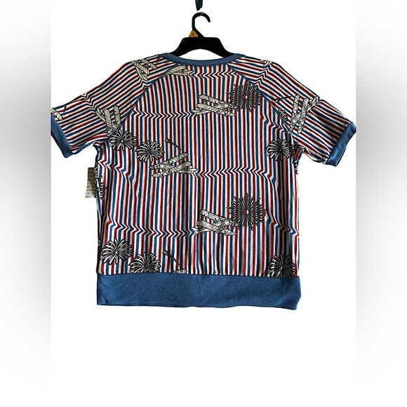 LULA ROE SIMPLY COMFORTABLE TOP SHORT SLEEVE PLANES PATRIOTIC WOMENS SZ LARGE - Picture 2 of 10